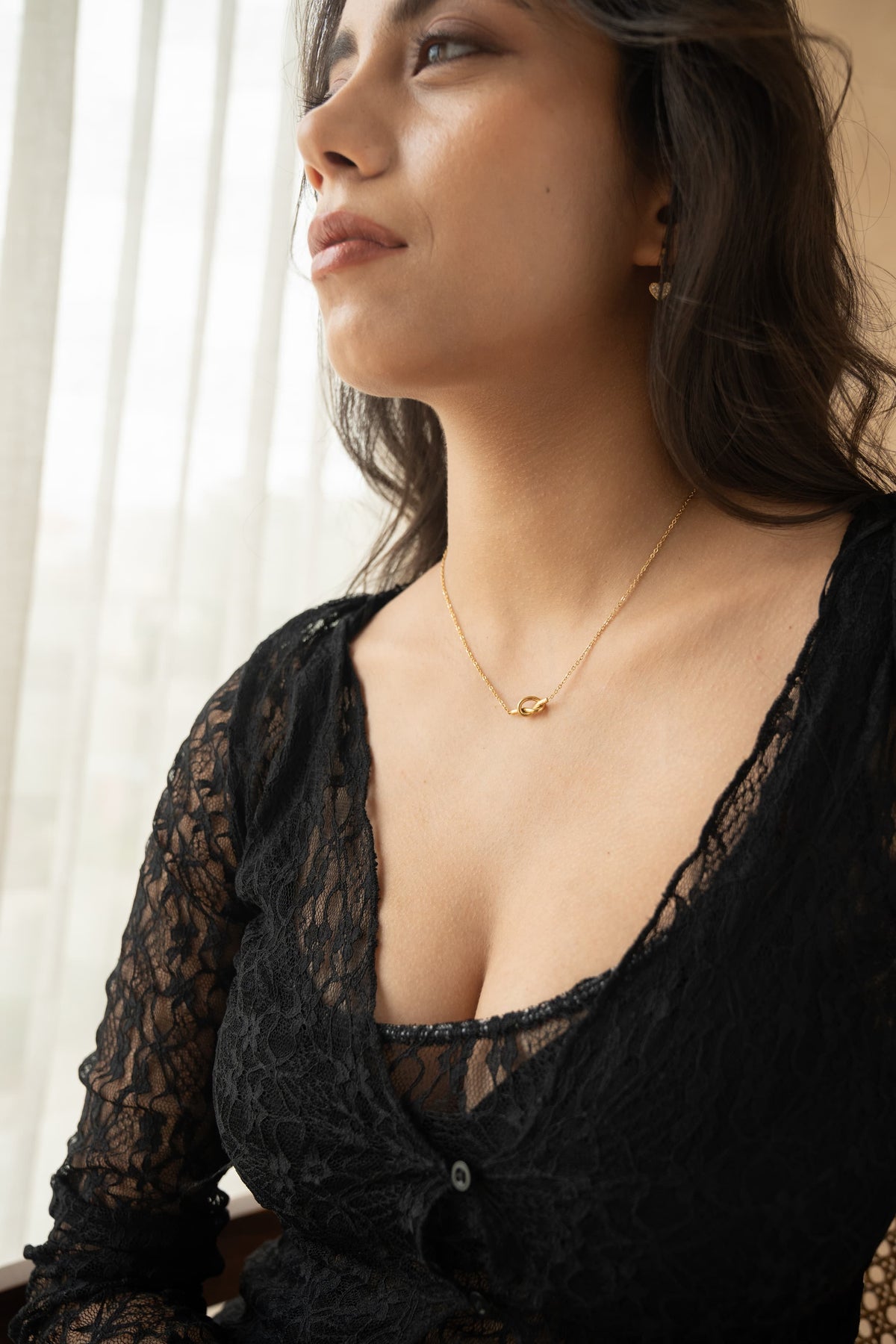 Minimalist Knot Necklace